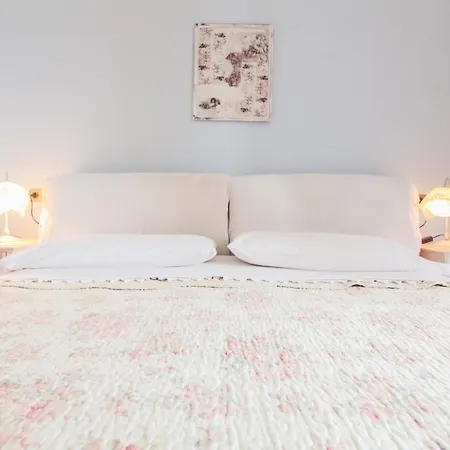 Casa Rosa Di Luisa Apartment Menaggio